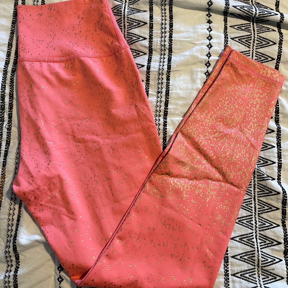 Buff bunny Rosé leggings size XL
